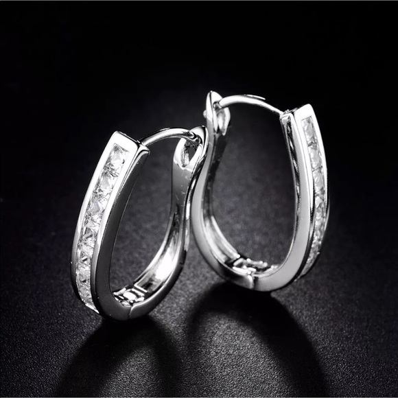 Jewelry - 18k GF sapphire hoops